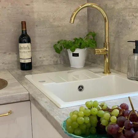 Kamienica Arte 4 ウストカ